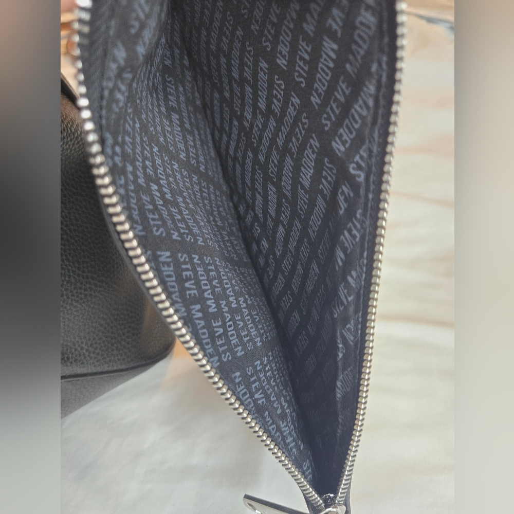 New With Tags Steve Madden Tote - Picture 9 of 11